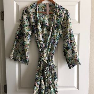 Plum pretty sugar-kimono robe size medium